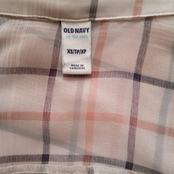 Semi sheer button down top - Picture 4 of 4